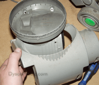 Dyson DC04 service book